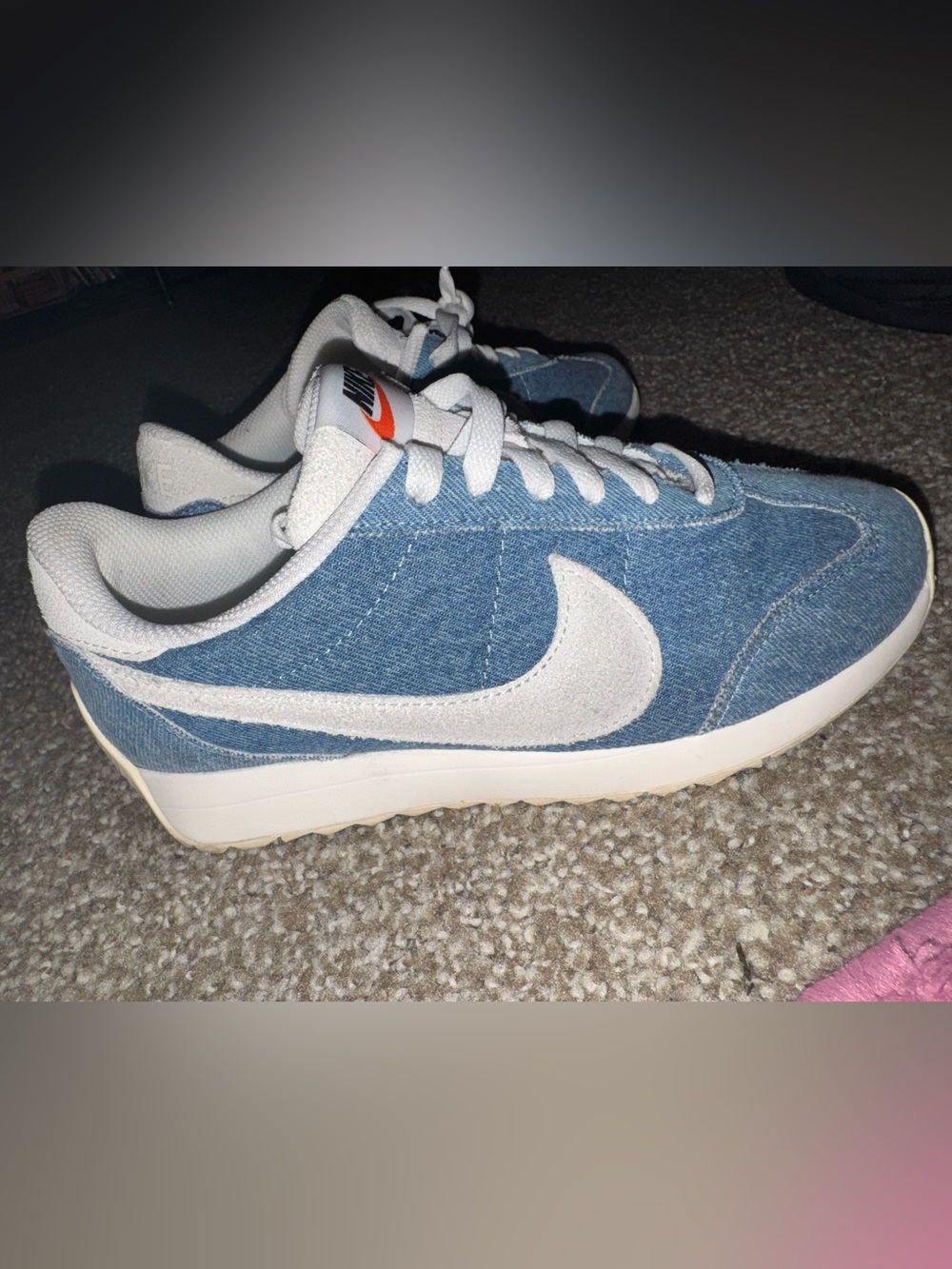 Nike Sneakers.